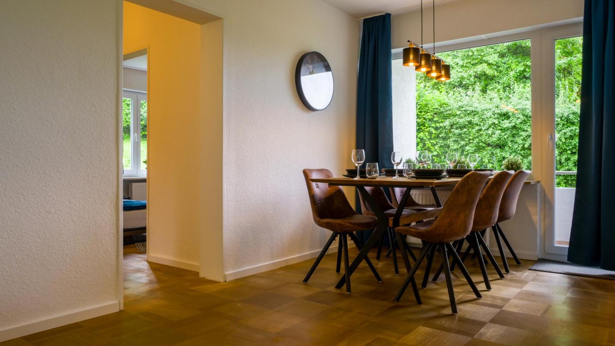 Gross, Modern, Zentrumsnah Mit Parkplatz Und Garten Ulm Exterior foto